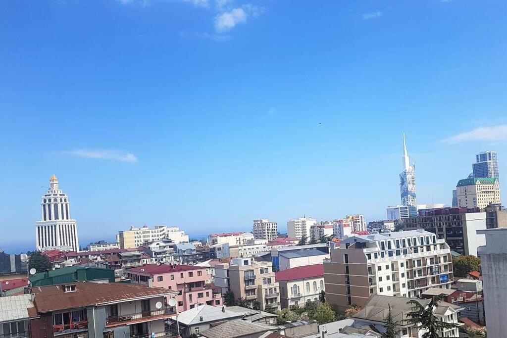 Апартаменты 'Mint Fresh' Summer Studio In Batumi City Center Экстерьер фото